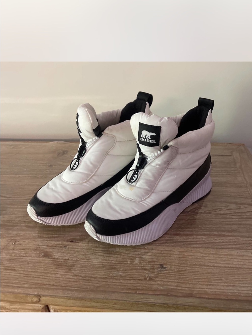 Sorel White and Black Platform Ankle Boots